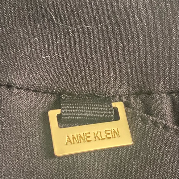 2 jeans, 2 chinos, and 1 slack - like new - Picture 13 of 15